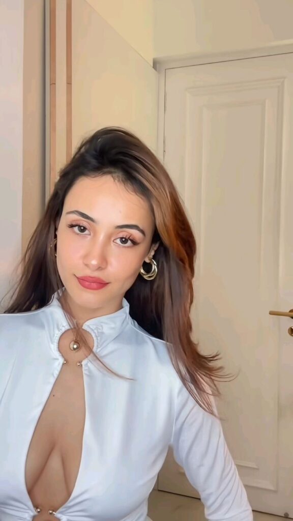 Hot Call Girls in Lahore